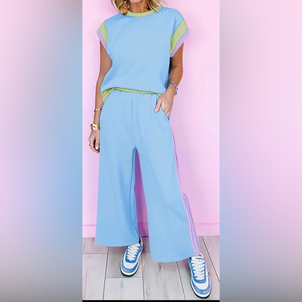 Color BlockTwo-Piece Set - Picture 2 of 3
